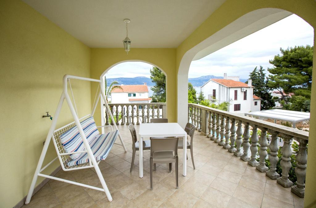Apartments Bago Trogir Exteriör bild